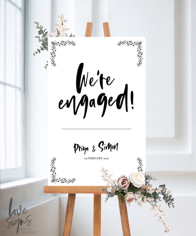 HANDWRITTEN ENGAGEMENT WELCOME SIGN / WHITE (E124)