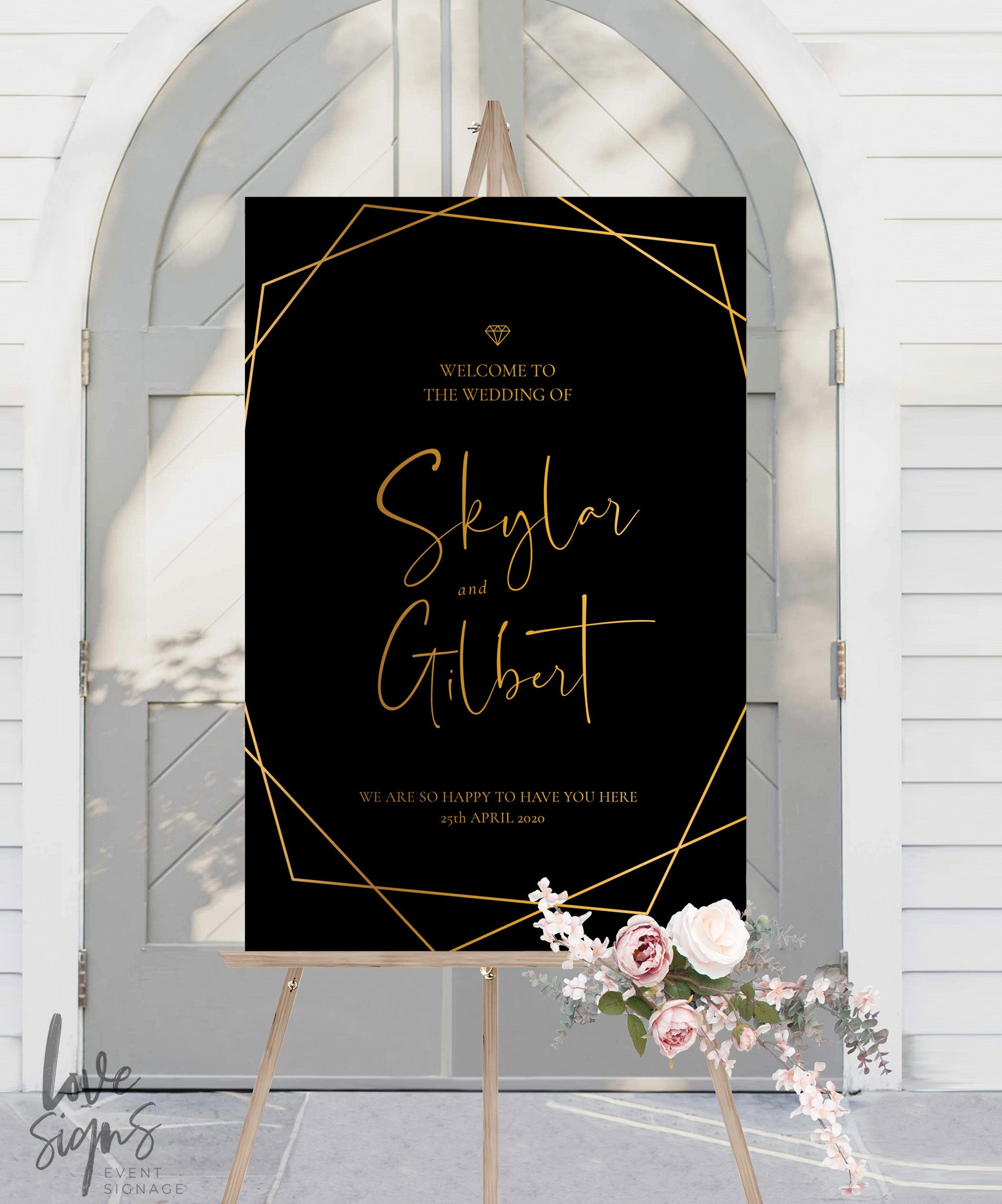 MODERN SCRIPT WEDDING WELCOME SIGN / BLACK (W318)