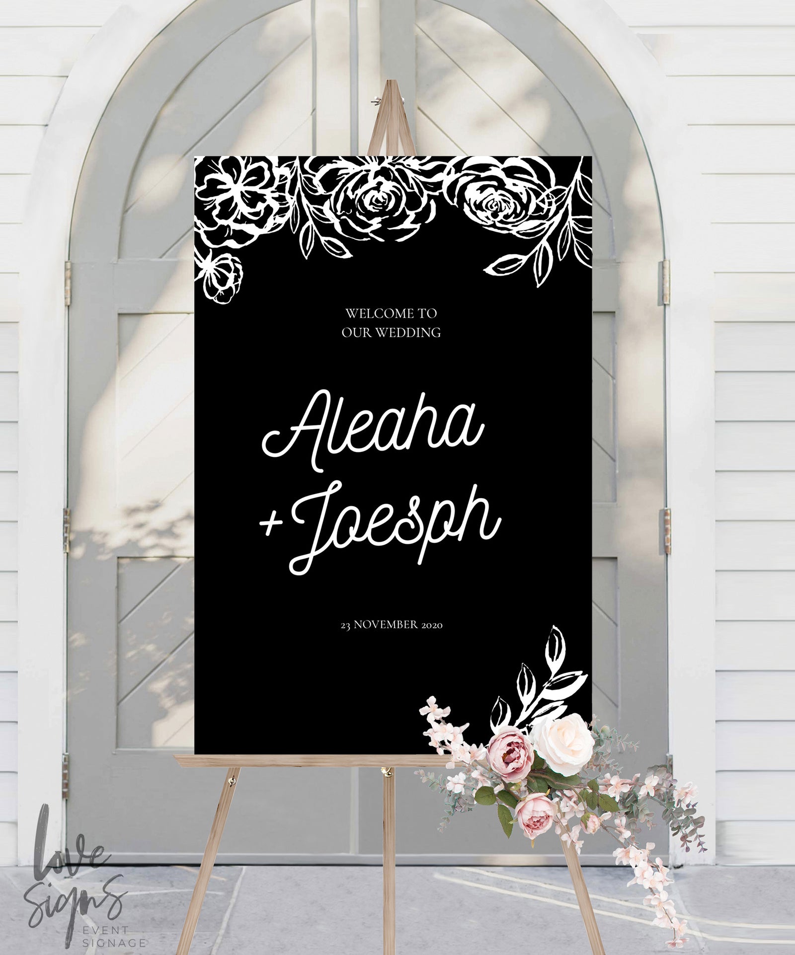 ELEGANT FLORAL WEDDING WELCOME SIGN / BLACK (W319)